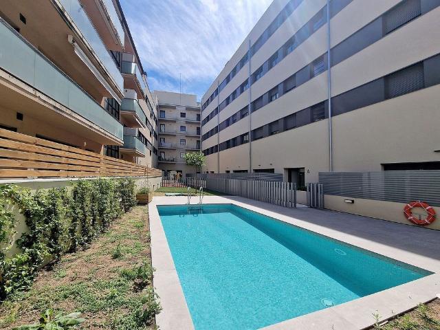 Piso en alquiler en calle Antón Agullana, Girona, de 84 m² 3 habitaciones por 1.700