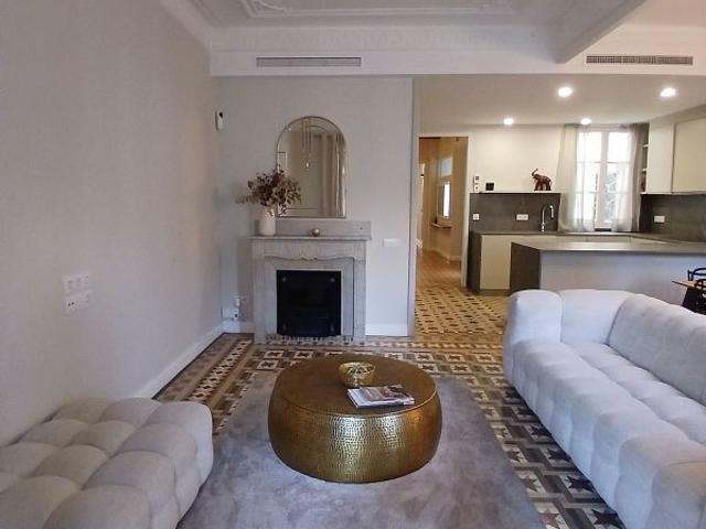 Piso en alquiler en calle Arago, Barcelona, de 140 m² 3 habitaciones por 4.500