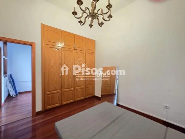 Piso en alquiler en Calle Arena, 11