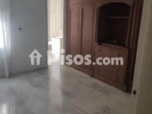 Piso en alquiler en Calle Arfe, 8