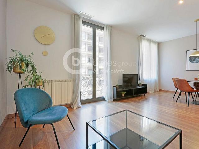 Piso en alquiler en calle Balmes, Barcelona, de 80 m² 2 habitaciones por 2.600