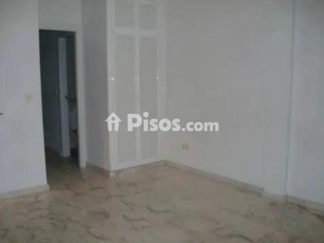 Piso en alquiler en Calle Baños, cerca de Calle Goles