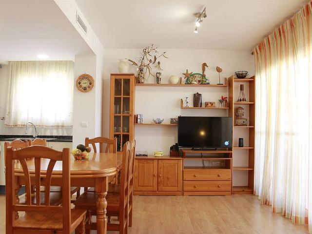 Piso en alquiler en calle Bequessina, Amposta, de 70 m² 2 habitaciones por 695 €