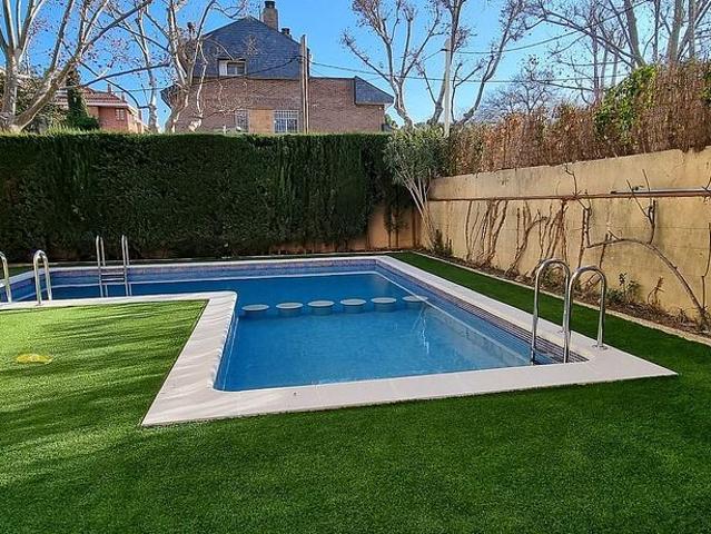 Piso en alquiler en calle Bergara, Sant Cugat del Vallès, de 115 m² 4 habitaciones por 1.870