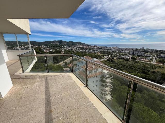 Piso en alquiler en calle Bosc D'en Bruguera, Sitges, de 141 m² 4 habitaciones por 2.200