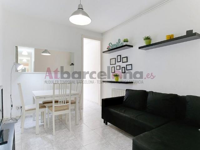 Piso en alquiler en calle Bordeta, Barcelona, de 56 m² 2 habitaciones por 1.150