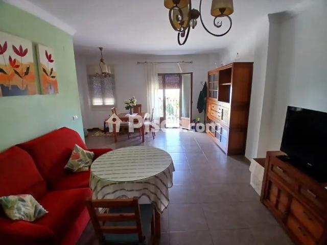 Piso en alquiler en Calle C, 20