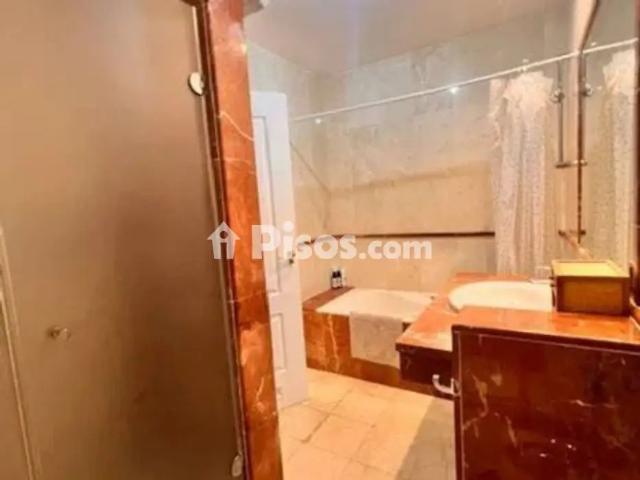 Piso en alquiler en Calle Calle Campo de Luna S N