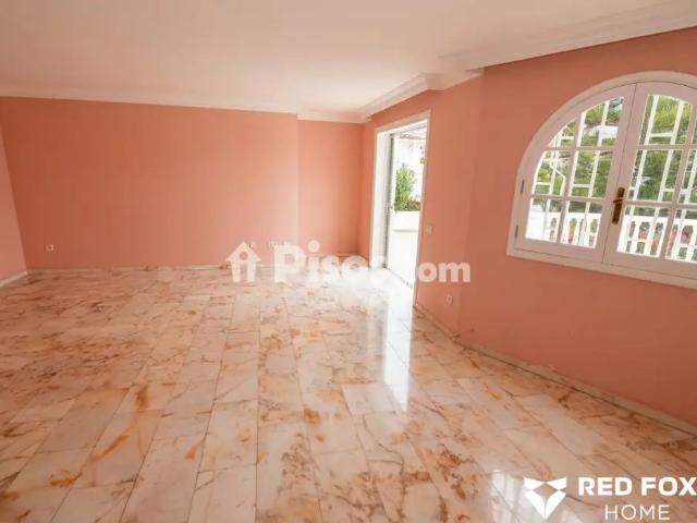 Piso en alquiler en Calle Camelia