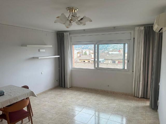 Piso en alquiler en calle Casamada, Abrera, de 97 m² 4 habitaciones por 1.100