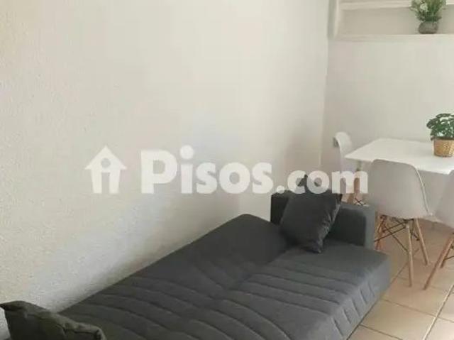 Piso en alquiler en Calle Carrer L'Illa