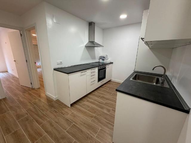 Piso en alquiler en calle Cavallers, Lleida, de 92 m² 2 habitaciones por 700