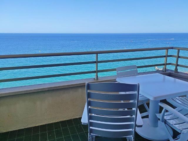 Piso en alquiler en calle Cell i Mar, Castell Platja d´Aro, de 90 m² 3 habitaciones por 1.800