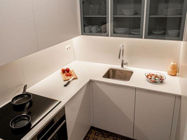 Piso en alquiler en calle Ciutat, Barcelona, de 60 m² 2 habitaciones por 1.650