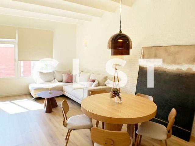 Piso en alquiler en calle CL Cartagena, Barcelona, de 92 m² 3 habitaciones por 3.000