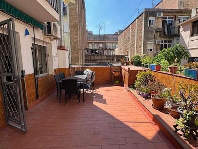 Piso en alquiler en calle CL Torrent de Les Flors, Barcelona, de 92 m² 3 habitaciones por 2.000