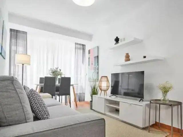 Piso en alquiler en Calle Colonia los Pinares, 5 B