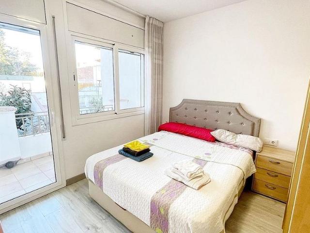 Piso en alquiler en calle D'antonio Vico, Sabadell, de 72 m² 3 habitaciones por 1.229