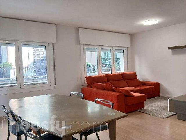 Piso en alquiler en calle D'astúries, Barcelona, de 58 m² 2 habitaciones por 1.182