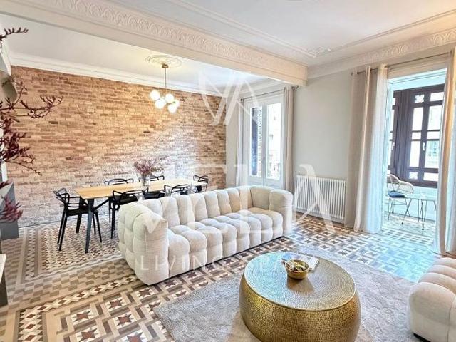 Piso en alquiler en calle D'aragó, Barcelona, de 165 m² 3 habitaciones por 4.500