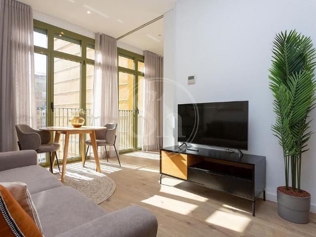 Piso en alquiler en calle D'aragó, Barcelona, de 43 m² 1 habitación por 1.860