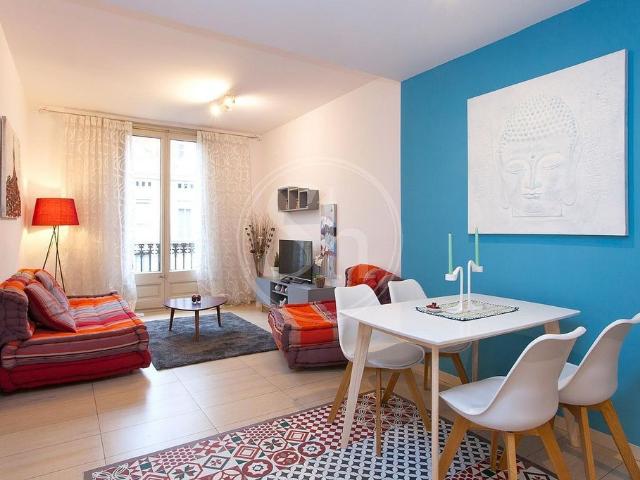 Piso en alquiler en calle D'aragó, Barcelona, de 50 m² 1 habitación por 1.250