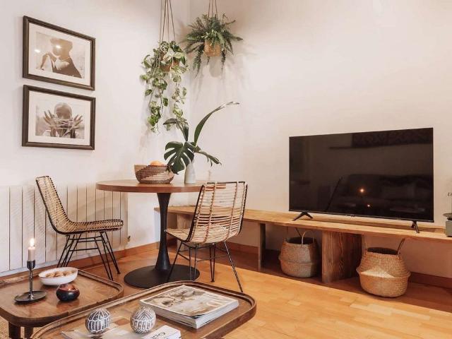 Piso en alquiler en calle D'aribau, Barcelona, de 10 m² 2 habitaciones por 2.529