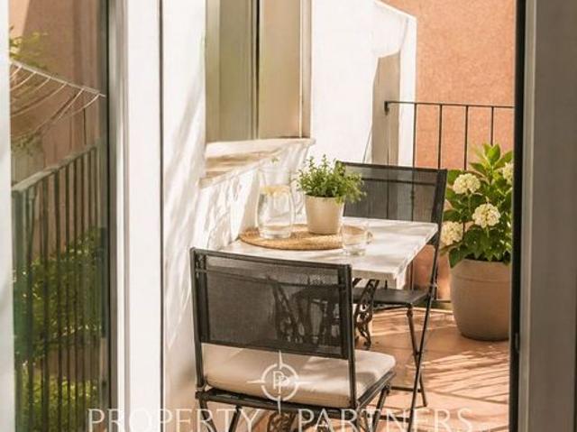 Piso en alquiler en calle D'aribau, Barcelona, de 69 m² 2 habitaciones por 1.890