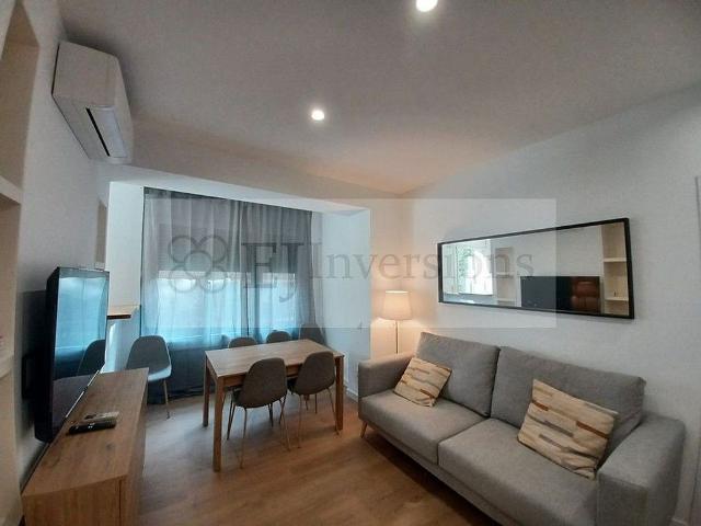 Piso en alquiler en calle D'aribau, Barcelona, de 84 m² 3 habitaciones por 2.500
