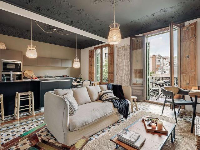 Piso en alquiler en calle De Mallorca, Barcelona, de 76 m² 2 habitaciones por 2.754