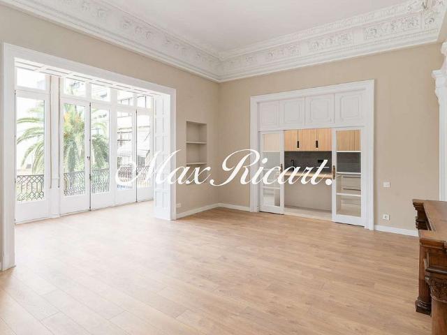 Piso en alquiler en calle De Mallorca, Barcelona, de 150 m² 4 habitaciones por 5.500