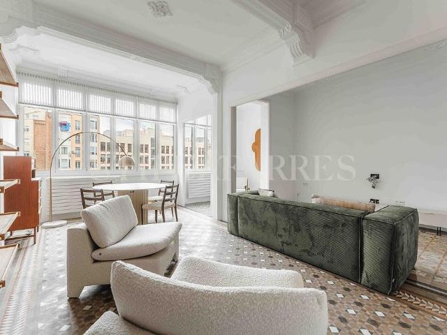 Piso en alquiler en calle De Mallorca, Barcelona, de 158 m² 3 habitaciones por 6.500