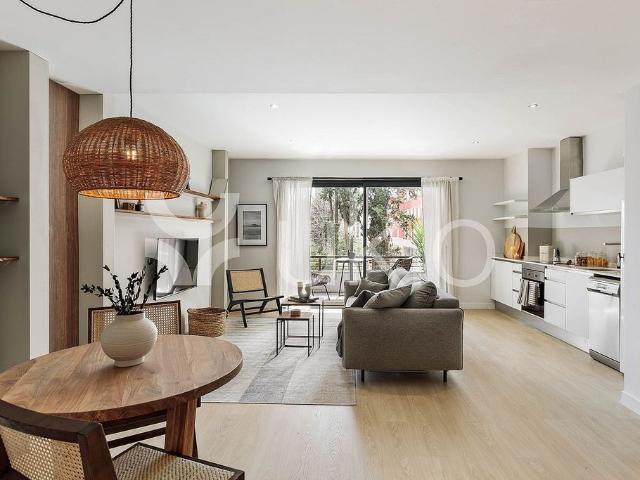 Piso en alquiler en calle De Manila, Barcelona, de 75 m² 1 habitación por 2.325