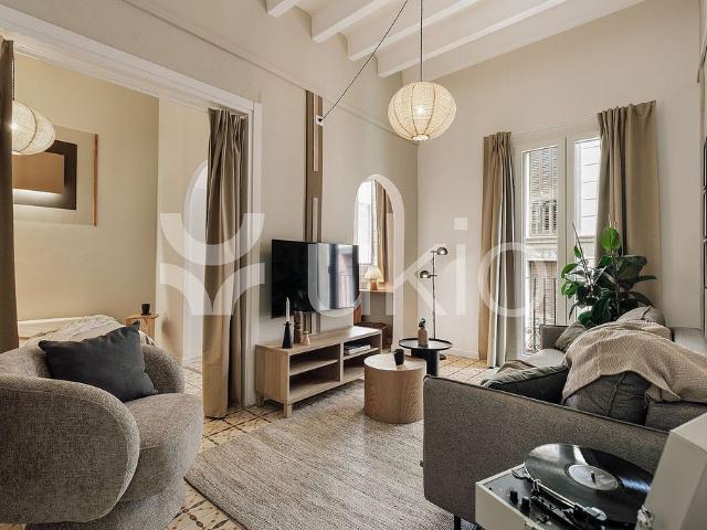 Piso en alquiler en calle De Martínez de la Rosa, Barcelona, de 44 m² 1 habitación por 2.405