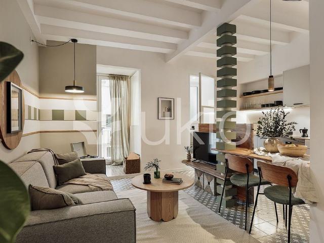 Piso en alquiler en calle De Martínez de la Rosa, Barcelona, de 60 m² 2 habitaciones por 2.385