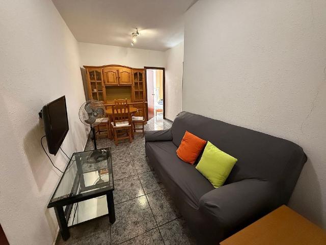 Piso en alquiler en calle De Melcior de Palau, Barcelona, de 41 m² 2 habitaciones por 1.000