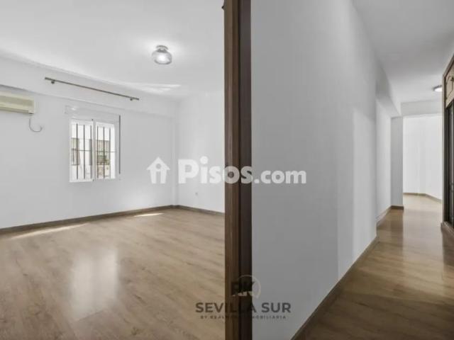 Piso en alquiler en Calle de Narciso Bonaplata