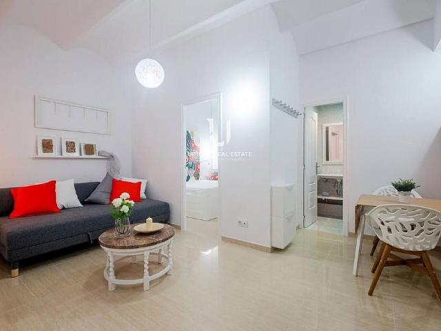 Piso en alquiler en calle De Nicaragua, Barcelona, de 45 m² 1 habitación por 1.200