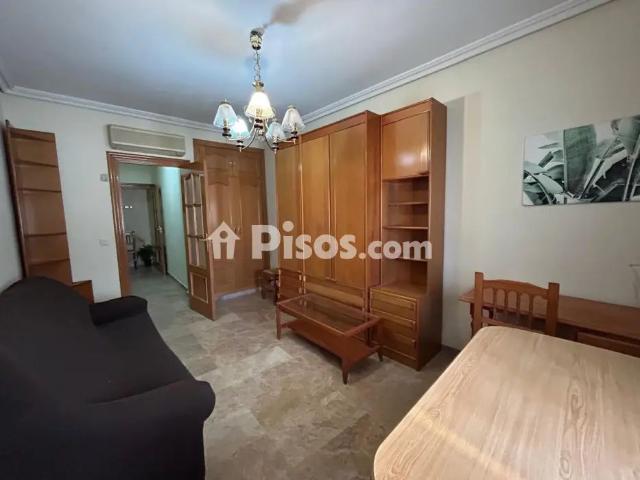 Piso en alquiler en Calle de Altagracia