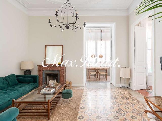 Piso en alquiler en calle De Aribau, Barcelona, de 110 m² 2 habitaciones por 2.900