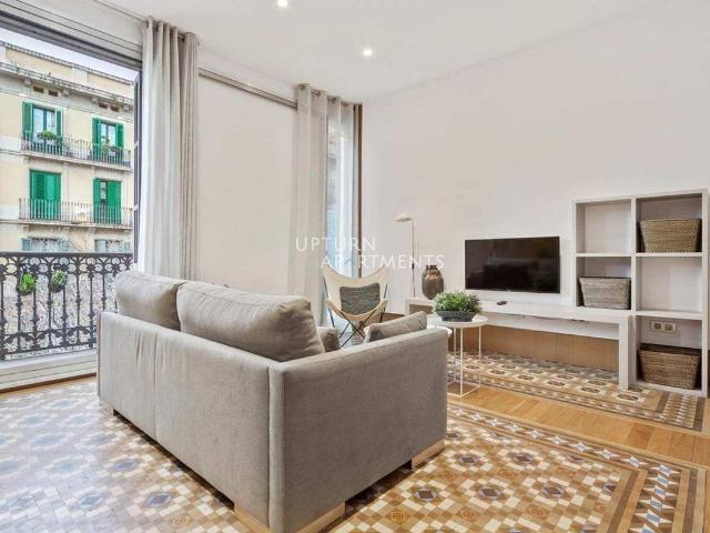 Piso en alquiler en calle De Bailèn, Barcelona, de 60 m² 1 habitación por 1.930