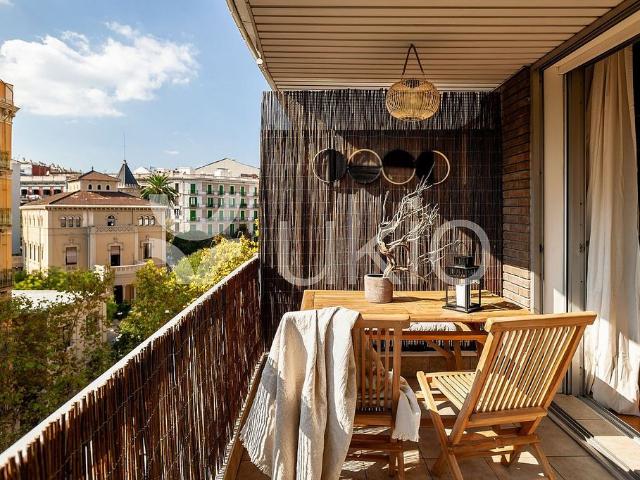 Piso en alquiler en calle De Bailèn, Barcelona, de 95 m² 3 habitaciones por 2.865