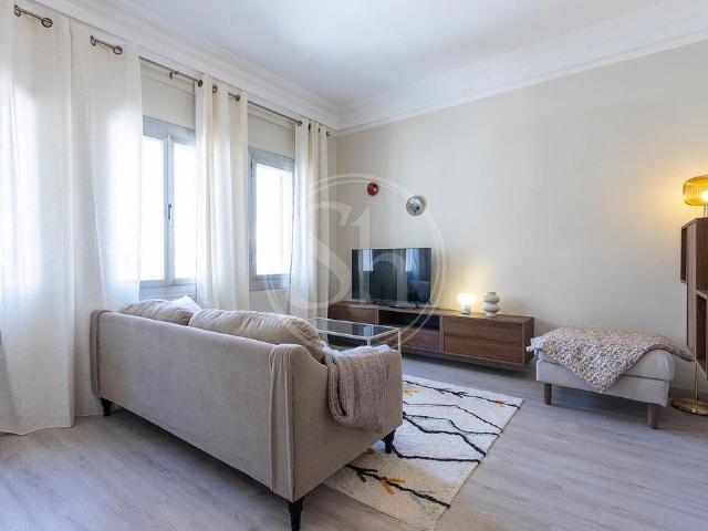 Piso en alquiler en calle De Balmes, Barcelona, de 58 m² 2 habitaciones por 1.895