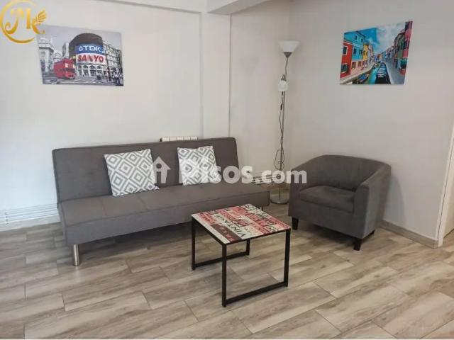 Piso en alquiler en Calle de Benidorm