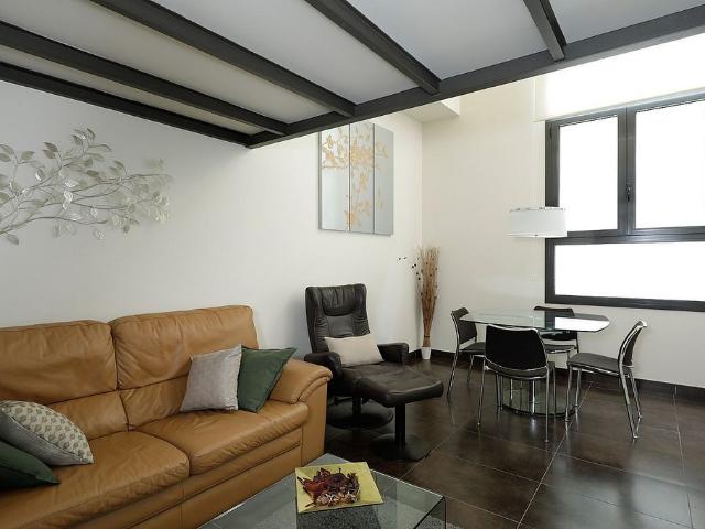 Piso en alquiler en calle De Bertran, Barcelona, de 80 m² 2 habitaciones por 1.700