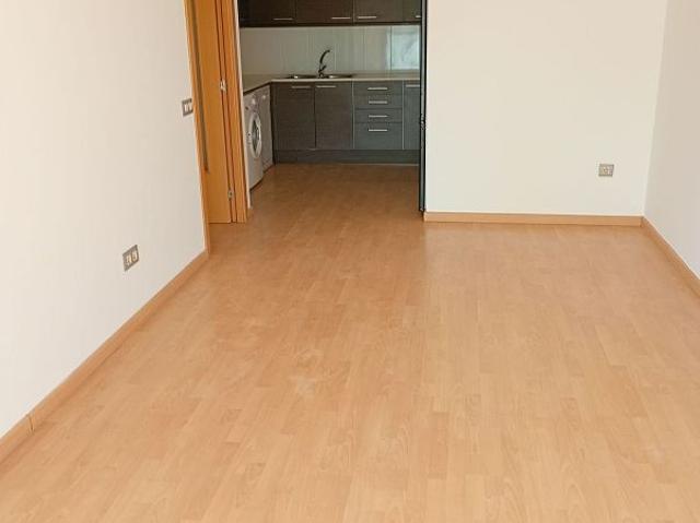 Piso en alquiler en calle De Bonaventura Hernandez I Sanahuja, Tarragona, de 60 m² 2 habitaciones por 670