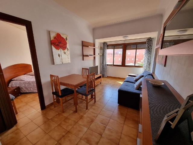 Piso en alquiler en calle De Bonsoms, Barcelona, de 68 m² 2 habitaciones por 975
