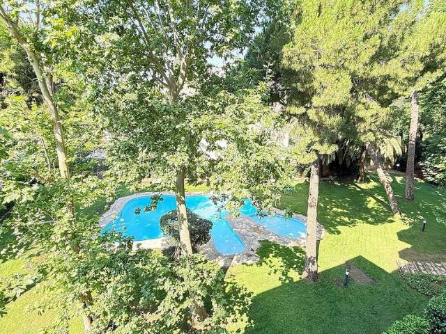Piso en alquiler en calle De Bosch i Gimpera, Barcelona, de 290 m² 5 habitaciones por 8.000