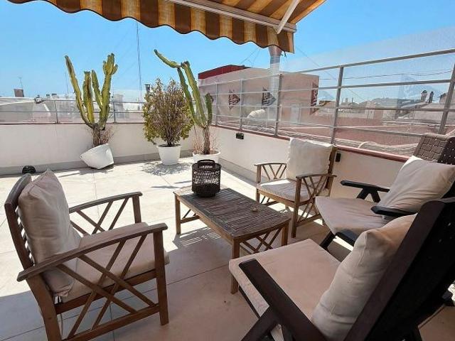 Piso en alquiler en calle De Casp, Barcelona, de 55 m² 1 habitación por 2.200