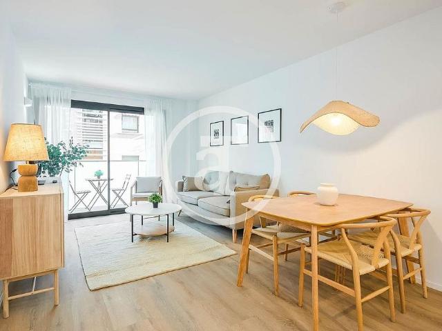Piso en alquiler en calle De Castelao, Hospitalet de Llobregat, L´, de 72 m² 3 habitaciones por 1.843